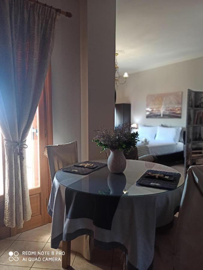Athena'S Luxury Place อากริอา ภายนอก รูปภาพ